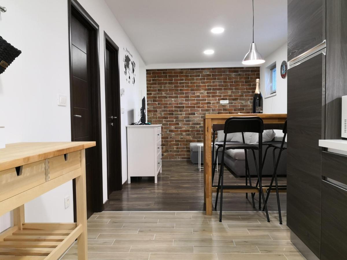 Cosy Apartments "Lima & Vito" Free Parking Загреб Екстериор снимка